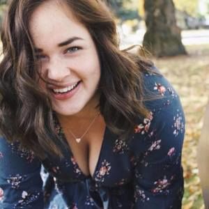 Meet your Posher, Courtney